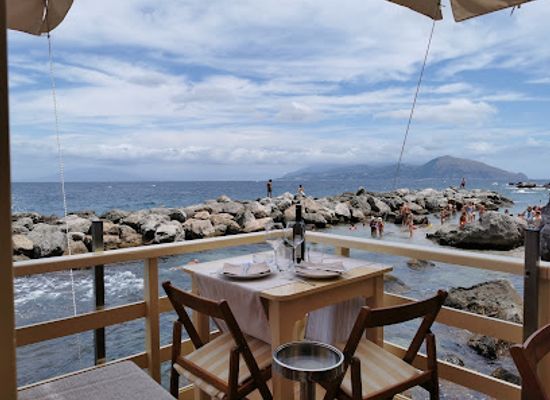 italy/capri/restaurant/ristorante-bagni-tiberio