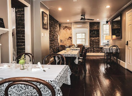 pennsylvania/pocono-mountains/restaurant/stone-row-pub-and-eatery