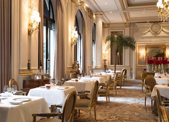 france/paris/champs-elysees/restaurant/le-cinq