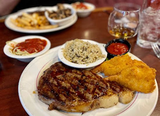 nebraska/columbus/restaurant/husker-steak-house