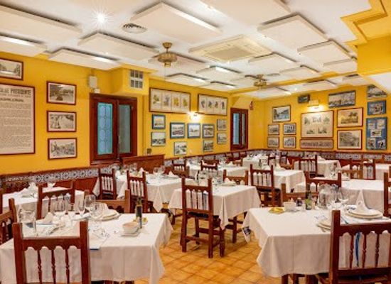 spain/madrid/salamanca/restaurant/casa-carola