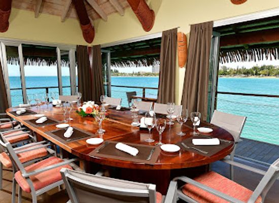 new-caledonia/kaala-gomen/restaurant/le-roof