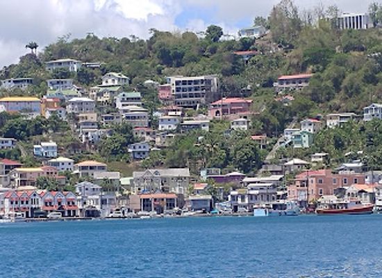 grenada/seven-sisters-falls/restaurant/bbs-crab-back