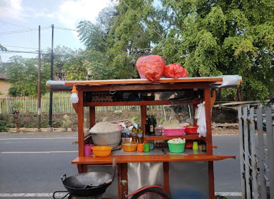 indonesia/north-sulawesi/restaurant/nasgor-megilan-mas-chul