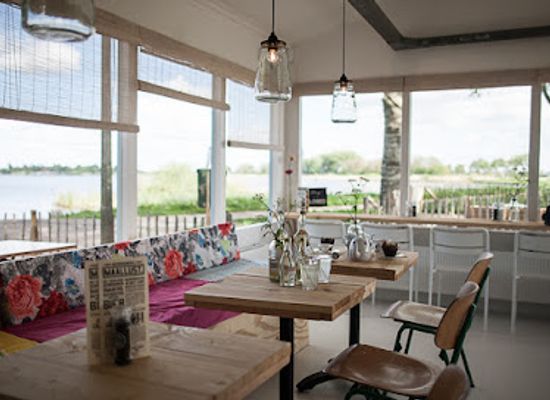 netherlands/friesland/restaurant/picknickers