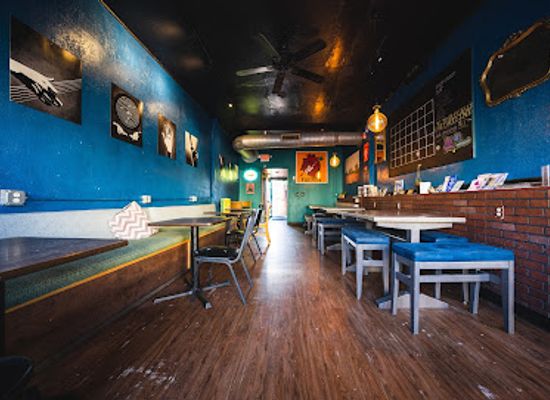 texas/el-paso/restaurant/joe-vinny-bronsons-bohemian-cafe