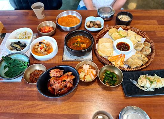 south-korea/gyeongju/restaurant/dosol-maeul