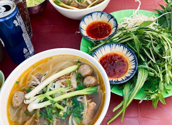 vietnam/phan-thiet/restaurant/pho-ba-tuyet
