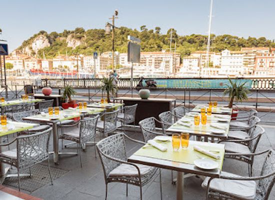 france/nice/port-of-nice/restaurant/l-ane-rouge
