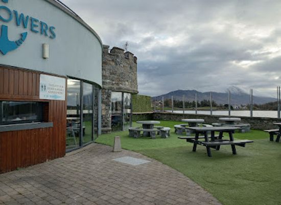 ireland/croagh-patrick/restaurant/the-towers-bar-restaurant-westport