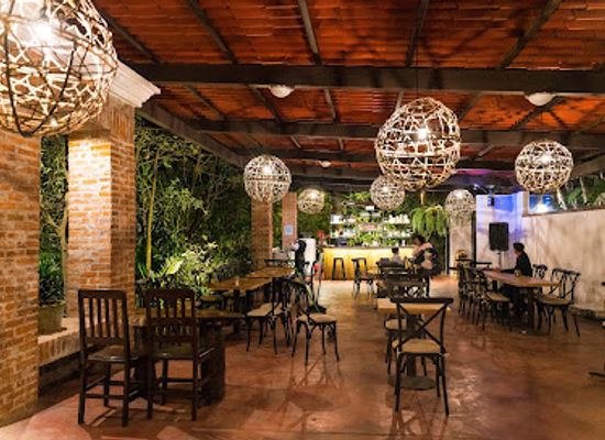 guatemala/caribbean-coast/restaurant/qsolomito