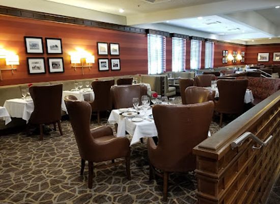 illinois/metro-east/restaurant/porter-s-steakhouse