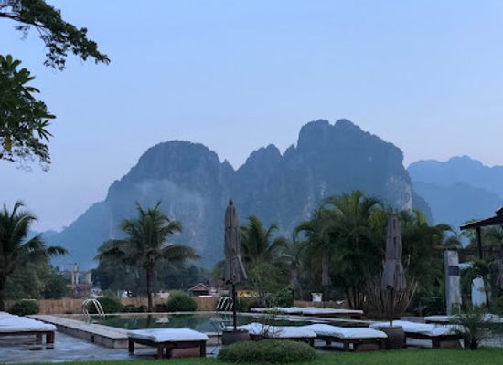 laos/vang-vieng-karst-landscape/restaurant/restaurant-du-crabe-d-or
