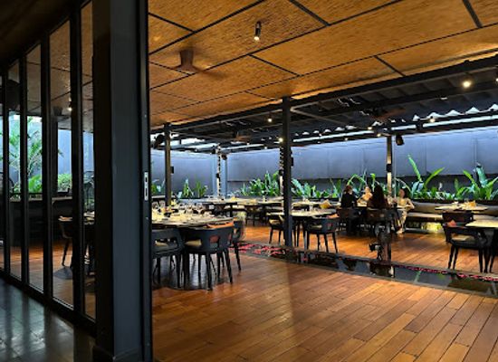 vietnam/ho-chi-minh-city/restaurant/p-ti-saigon