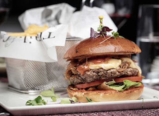 switzerland/davos/restaurant/pulsa-restaurant