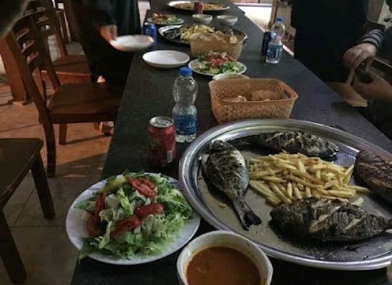 libya/al-khums/restaurant/mat'am-alkosuf-lalmasha'wi-w-alaklat-albahriyah