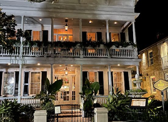 south-carolina/charleston-beaches/restaurant/husk