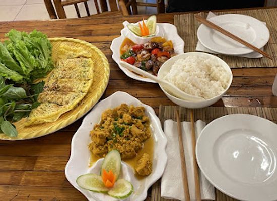 vietnam/mekong-delta/restaurant/cyclo-resto