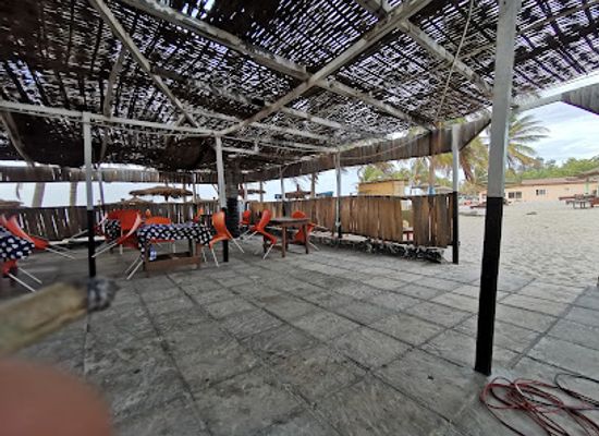 the-gambia/foni-brefet/restaurant/john-raymond-s-beach-bar-and-restaurant