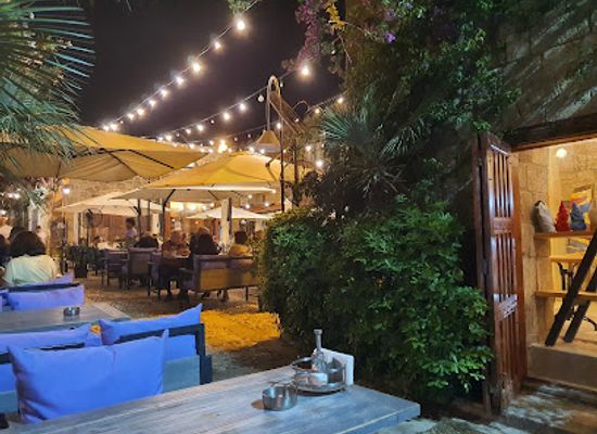 lebanon/byblos/restaurant/brouhaha-intown