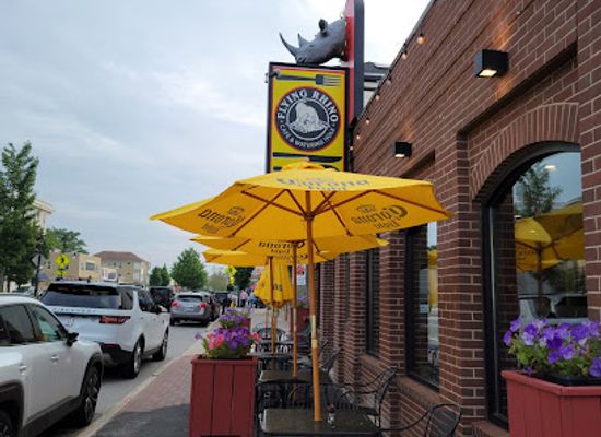 massachusetts/worcester/restaurant/flying-rhino-cafe