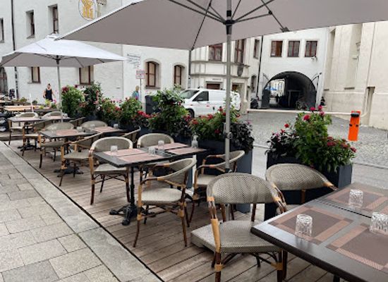 germany/bavaria/restaurant/brasserie-thi