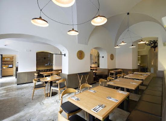czechia/prague/josefov/restaurant/restaurace-mincovna