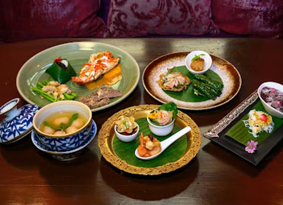 thailand/phi-pan-nam-range/restaurant/praya-dining