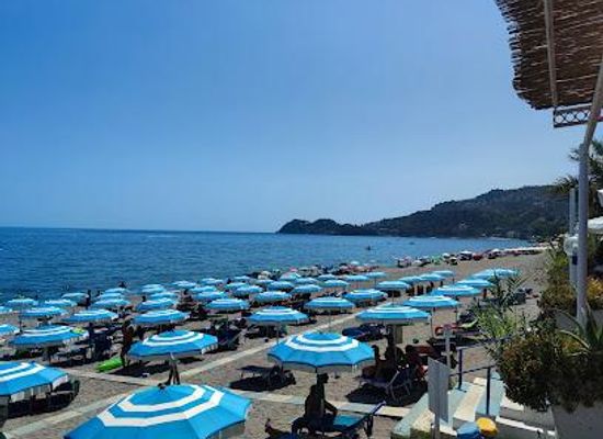 italy/taormina/restaurant/lido-mazzeo