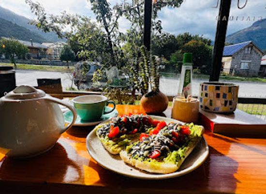 chile/futaleufu/restaurant/cafe-huilque