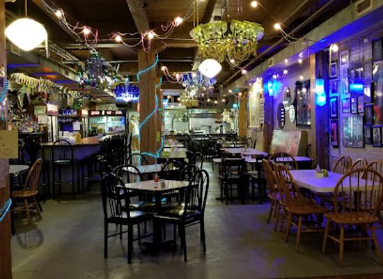 illinois/illinois-river-valley/restaurant/rhythm-kitchen-music-cafe