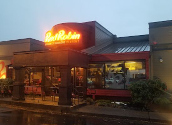 washington/lynnwood/restaurant/red-robin-gourmet-burgers-and-brews
