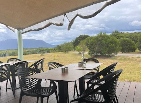 new-caledonia/pouembout/restaurant/container-cafe