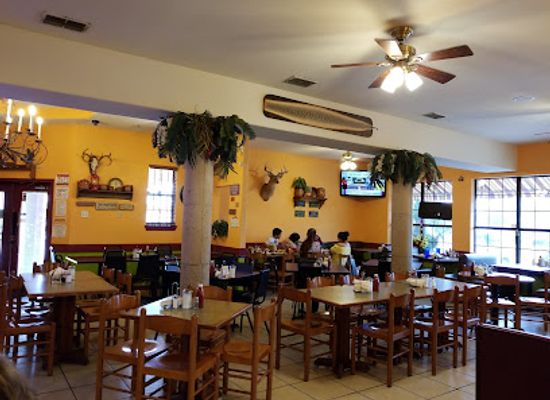 texas/laredo/restaurant/las-palmas-restaurant
