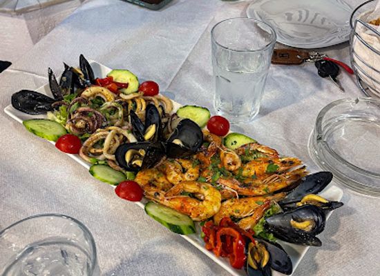 albania/delvina/restaurant/tropical-restaurant