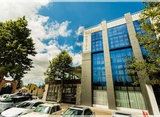 azerbaijan/ganja-gazakh-region/restaurant/premium-hotel-ganja