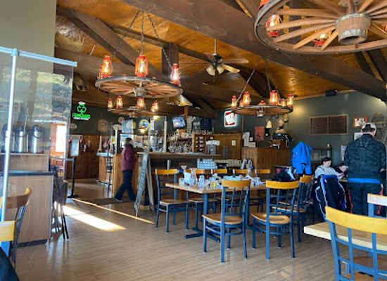 minnesota/lake-superior/restaurant/cascade-restaurant-pub