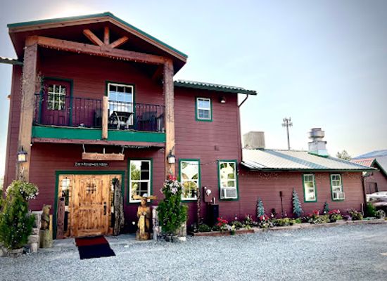 idaho/panhandle/restaurant/candle-in-the-woods