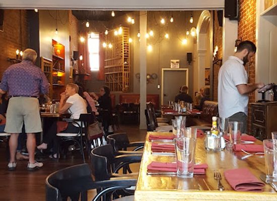 illinois/metro-east/restaurant/polite-society-restaurant-and-bar