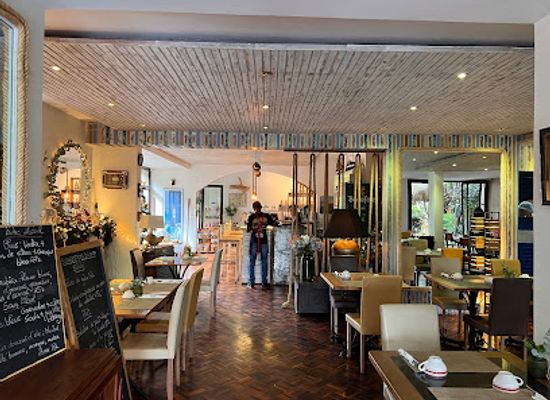 madagascar/analamanga/restaurant/le-phare-d-ivandry