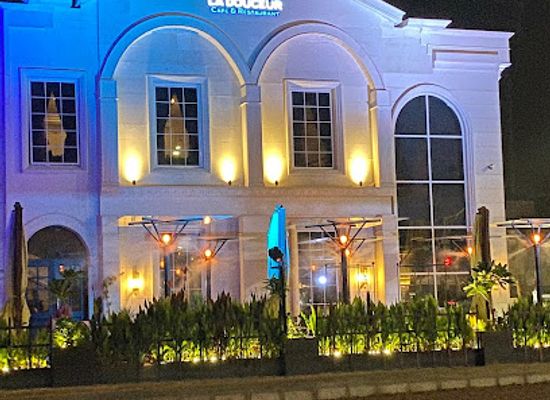saudi-arabia/al-qassim/restaurant/la-doucuer-restaurant