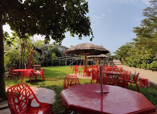 bangladesh/kuakata/restaurant/graver-inn-kabab-house-conference-hall