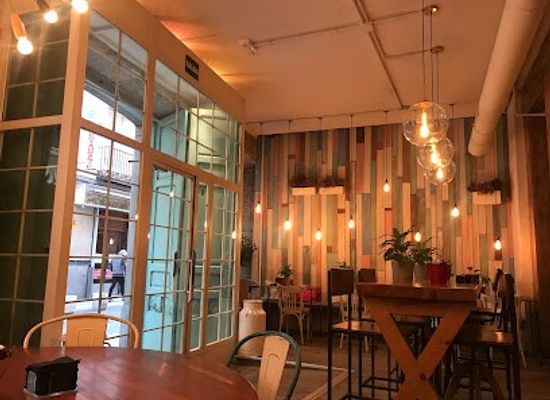 spain/madrid/chueca/restaurant/la-cerda-de-chueca