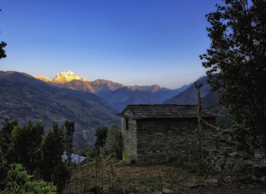 nepal/poon-hill/restaurant/banskharka-community-restaurant