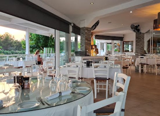 cyprus/paphos/tombs-of-the-kings/restaurant/gustoso-restaurant