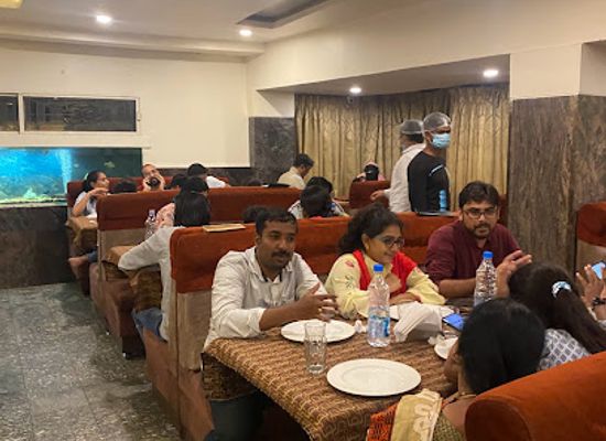 india/hyderabad/charminar/restaurant/hotel-shadab