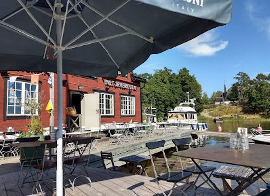 sweden/scania/restaurant/restaurang-motorverkstan