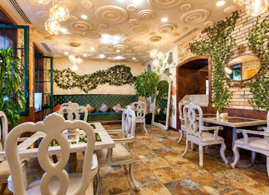 azerbaijan/baku/icherisheher/restaurant/merci-baku