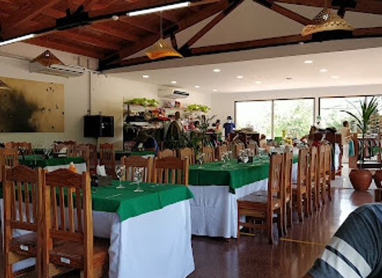 argentina/iguazu-national-park/restaurant/restaurante-la-selva