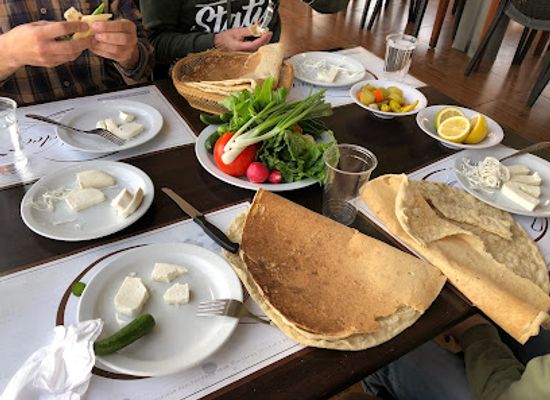 lebanon/bekaa-valley/restaurant/lakkis-farm-baalbeck